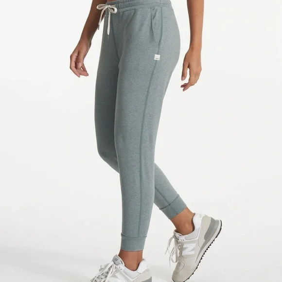 Vuori Performance Jogger - Picture 2 of 6